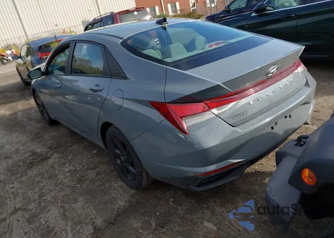 2021 Hyundai Elantra Sel z USA, uszkodzony, nr VIN KMHLM4AG7MU066639